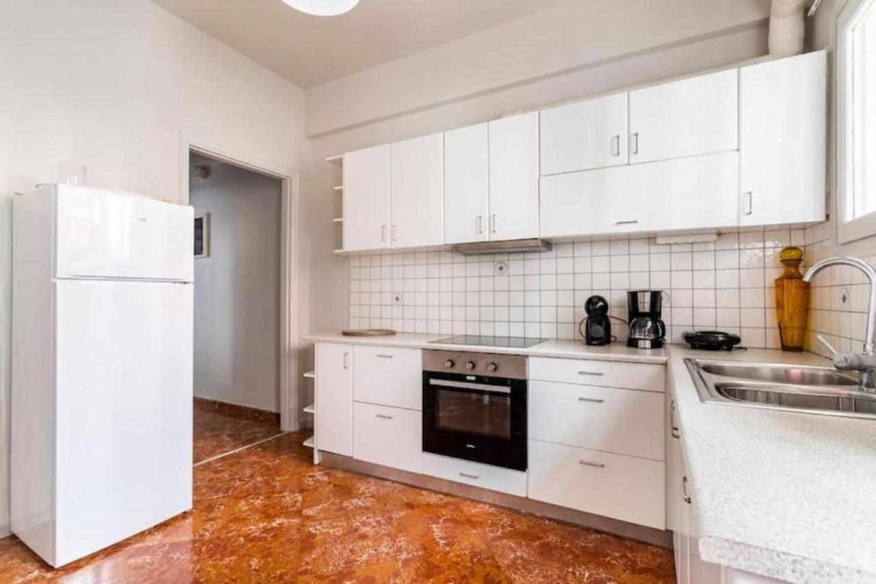 Spacious Renovated Flat In The Athens Riviera エクステリア 写真