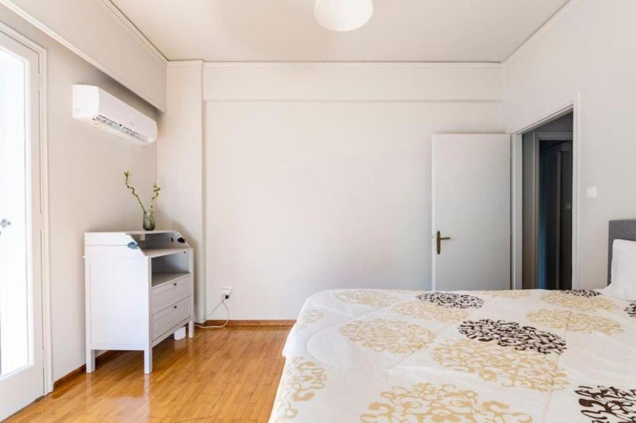 Spacious Renovated Flat In The Athens Riviera エクステリア 写真