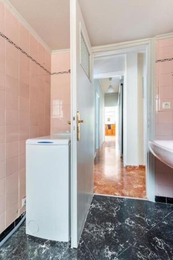 Spacious Renovated Flat In The Athens Riviera エクステリア 写真